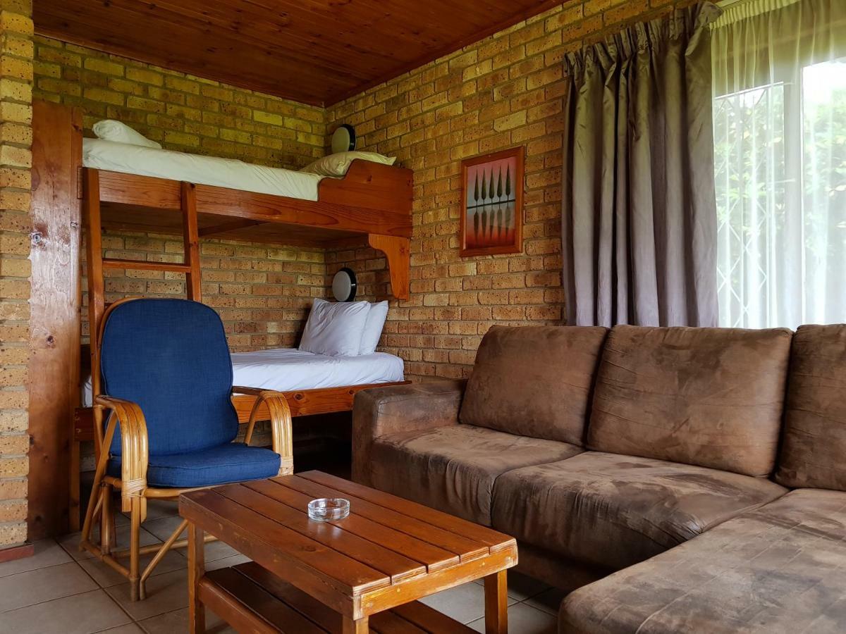 Port Edward Holiday Resort Extérieur photo
