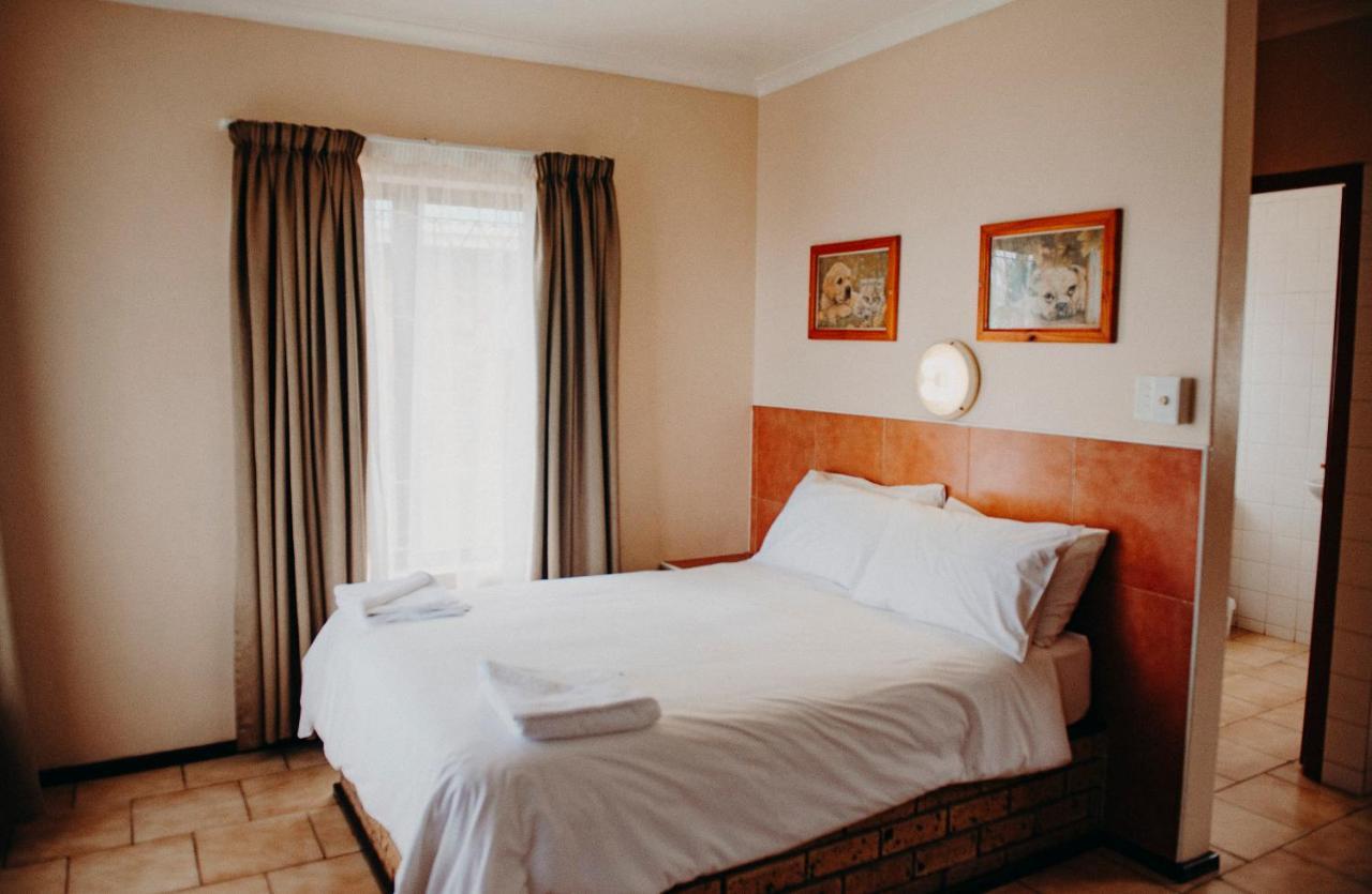 Port Edward Holiday Resort Extérieur photo